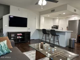 Photo #1: 7013848 Listing