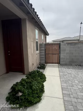 Photo #2: 7013927 Listing 