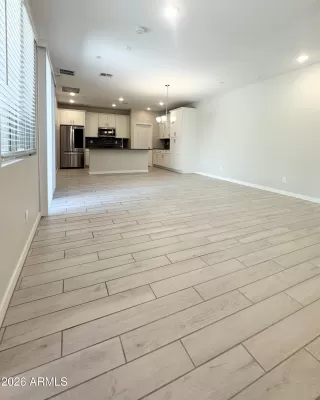 Photo #5: 7013927 Listing 