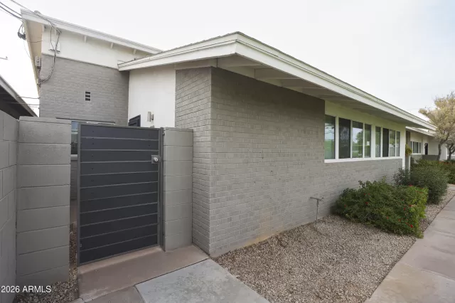 MLS: 7013984 Condo For Sale