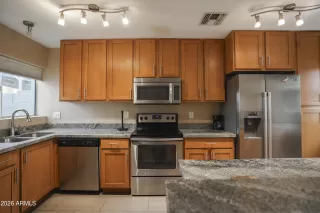 Photo #1: 7013984 Listing 