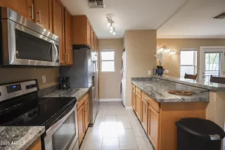 Photo #3: 7013984 Listing 