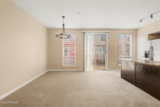 Photo #4: 7014059 Listing