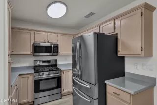 Photo #5: 7014077 Listing