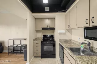 Photo #6: 7014163 Listing 