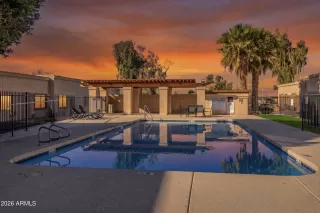 Photo #1: 7014266 Listing 