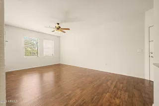 Photo #4: 7014267 Listing 