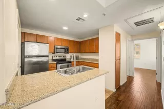 Photo #6: 7014267 Listing 