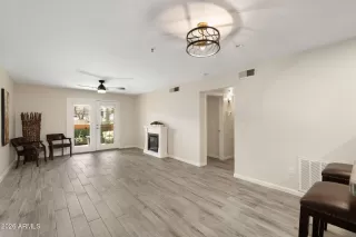 Photo #2: 7014323 Listing 