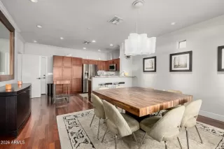 Photo #2: 7014559 Listing 