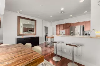 Photo #3: 7014559 Listing 