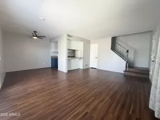 Photo #3: 7014608 Listing 