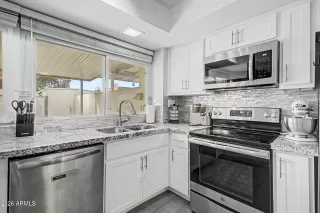 Photo #6: 7014678 Listing 