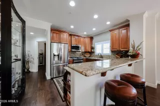 Photo #5: 7014709 Listing 