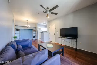 Photo #6: 7014778 Listing 