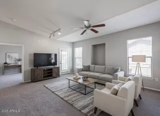 Photo #2: 7014824 Listing 