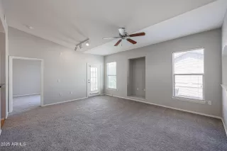 Photo #3: 7014824 Listing 