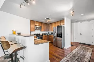 Photo #4: 7015077 Listing 