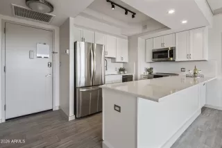 Photo #5: 7015109 Listing 