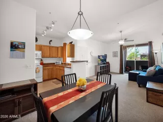 Photo #5: 7015117 Listing 