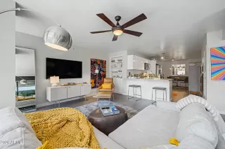 Photo #2: 7015292 Listing 