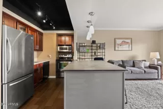 Photo #5: 7015295 Listing 