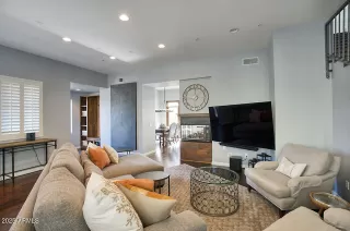 Photo #1: 7015381 Listing 