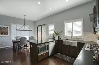 Photo #5: 7015381 Listing 