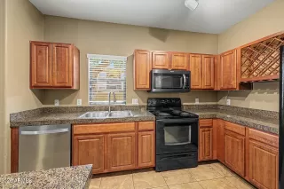 Photo #6: 7015392 Listing 