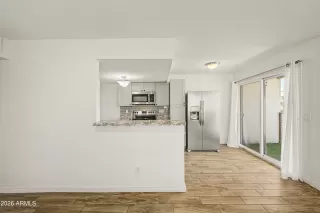 Photo #6: 7015398 Listing 