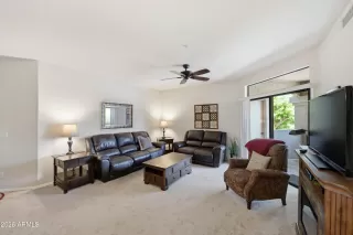 Photo #3: 7015496 Listing 