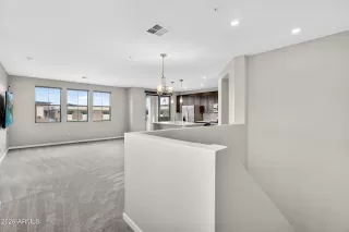 Photo #2: 7015604 Listing 