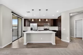 Photo #6: 7015604 Listing 