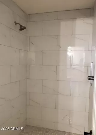 Photo #6: 7015613 Listing 