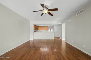 Photo #4: 7015791 Listing 