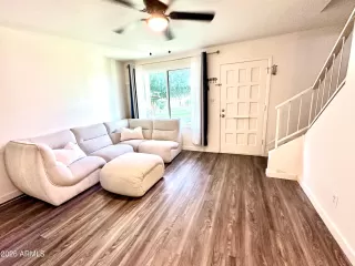 Photo #2: 7015798 Listing 