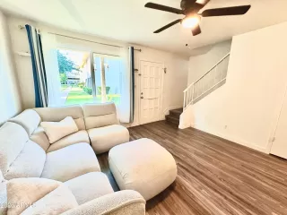 Photo #3: 7015798 Listing 