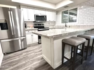 Photo #4: 7015798 Listing 