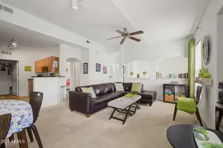 Photo #5: 7015825 Listing 