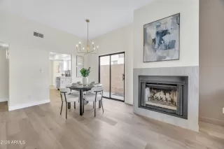 Photo #5: 7015902 Listing 