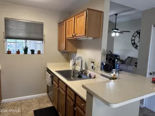 Photo #3: 7016109 Listing 