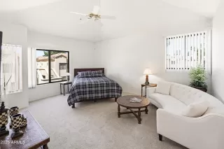 Photo #2: 7016151 Listing 