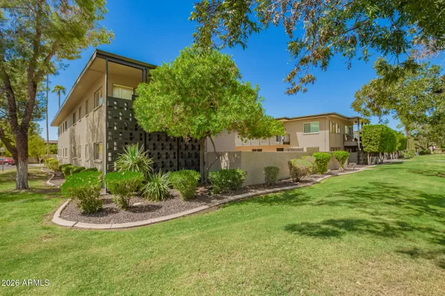 MLS: 7016201 Condo For Sale