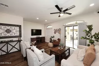 Photo #1: 7016350 Listing 