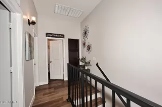 Photo #2: 7016350 Listing 