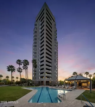 Photo #6: 7016482 Listing 