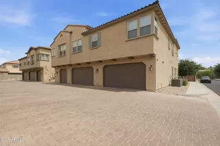 Photo #5: 7016726 Listing 