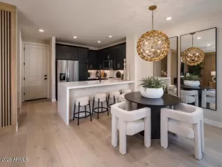 Photo #3: 7016753 Listing 