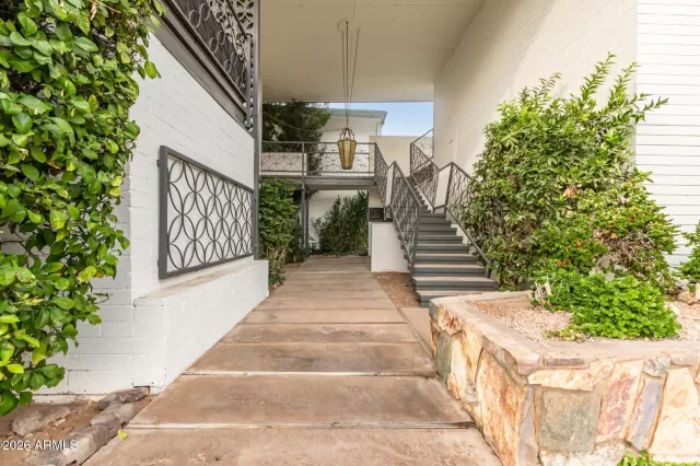 MLS: 7016762 Condo For Sale