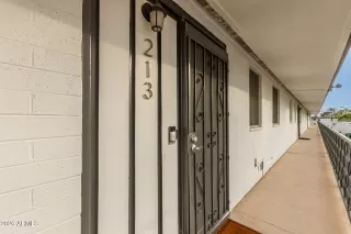 Photo #2: 7016762 Listing 